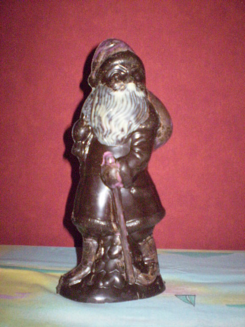 un de nos moulage de noel Le Pere NOel de 26 cm= 13.80€